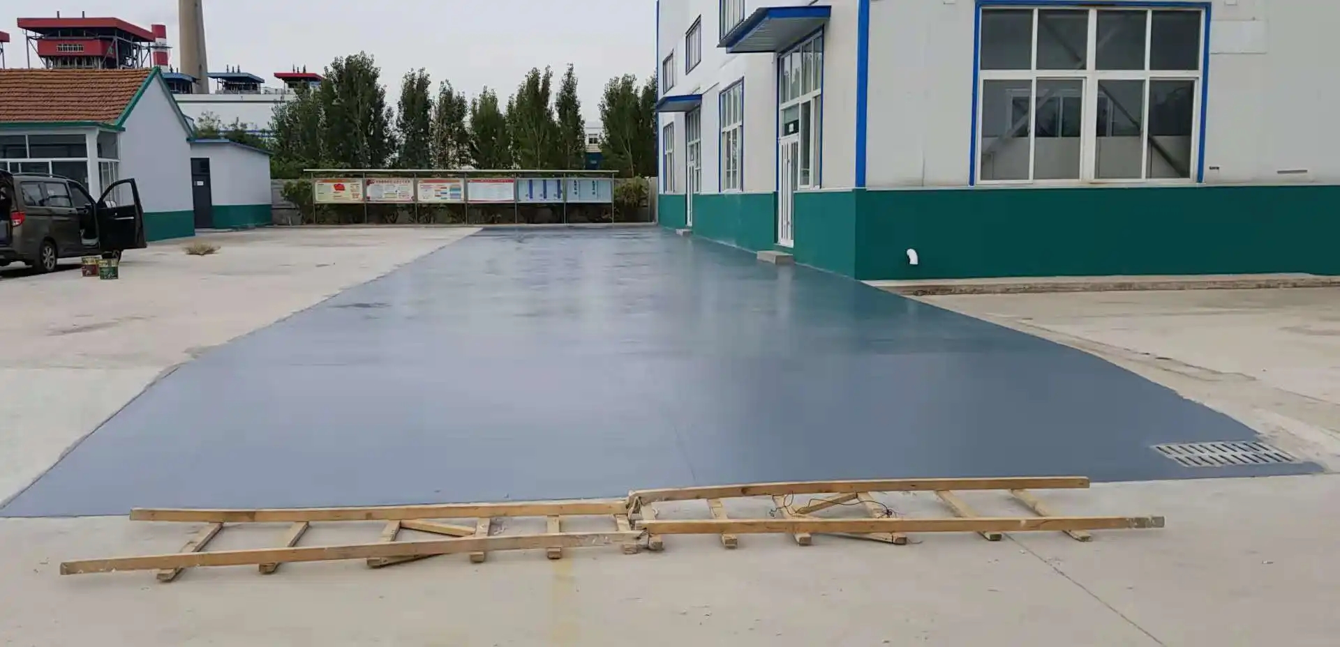 江津车间厂房地坪漆修补翻新